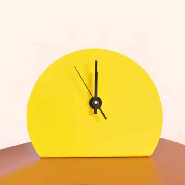 Reloj de mesa minimal